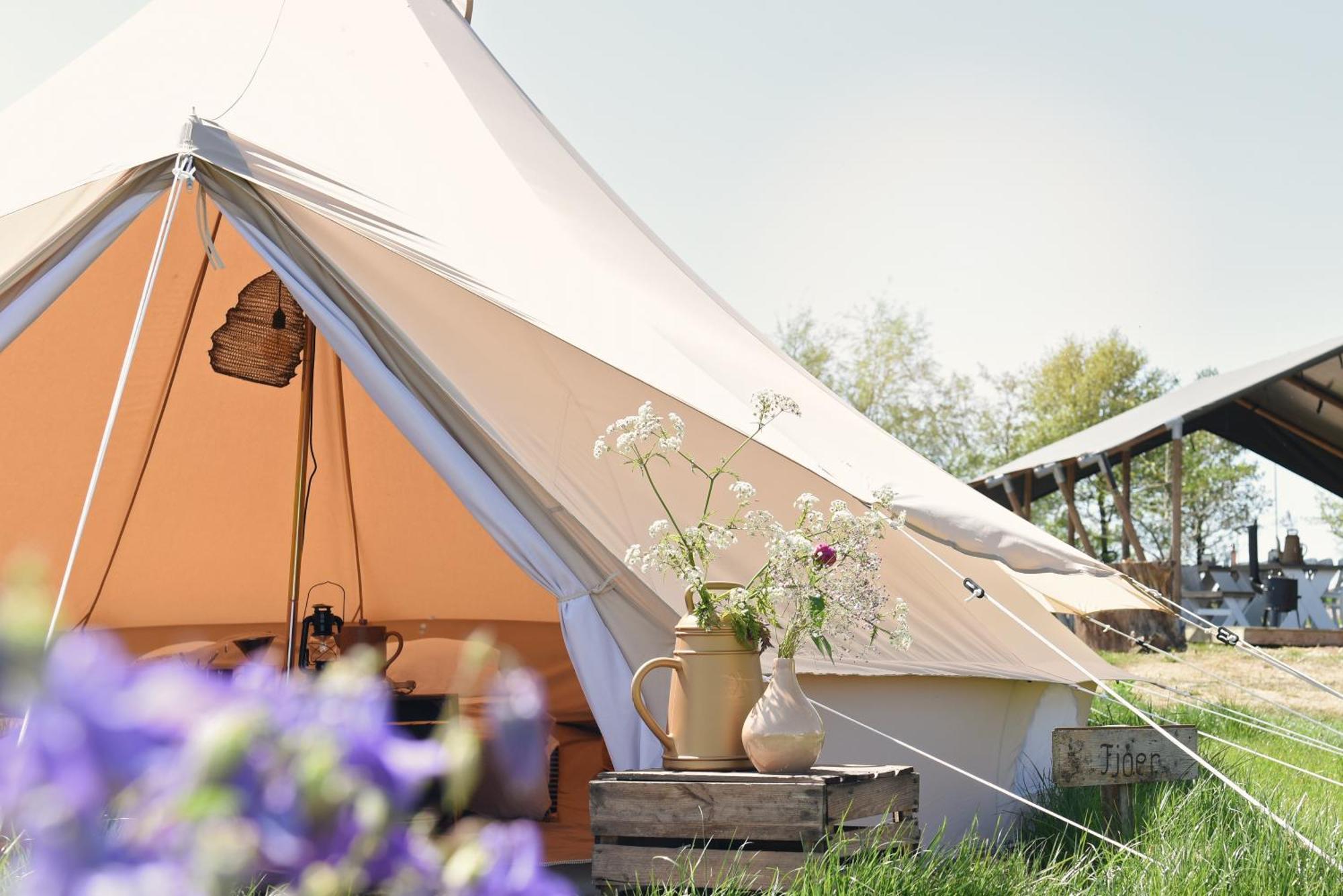 Smuk Lytse Bell Tent Echtenerbrug Exterior photo